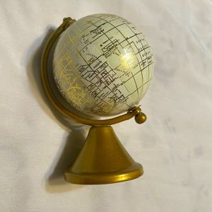 Mini White & Gold Globe